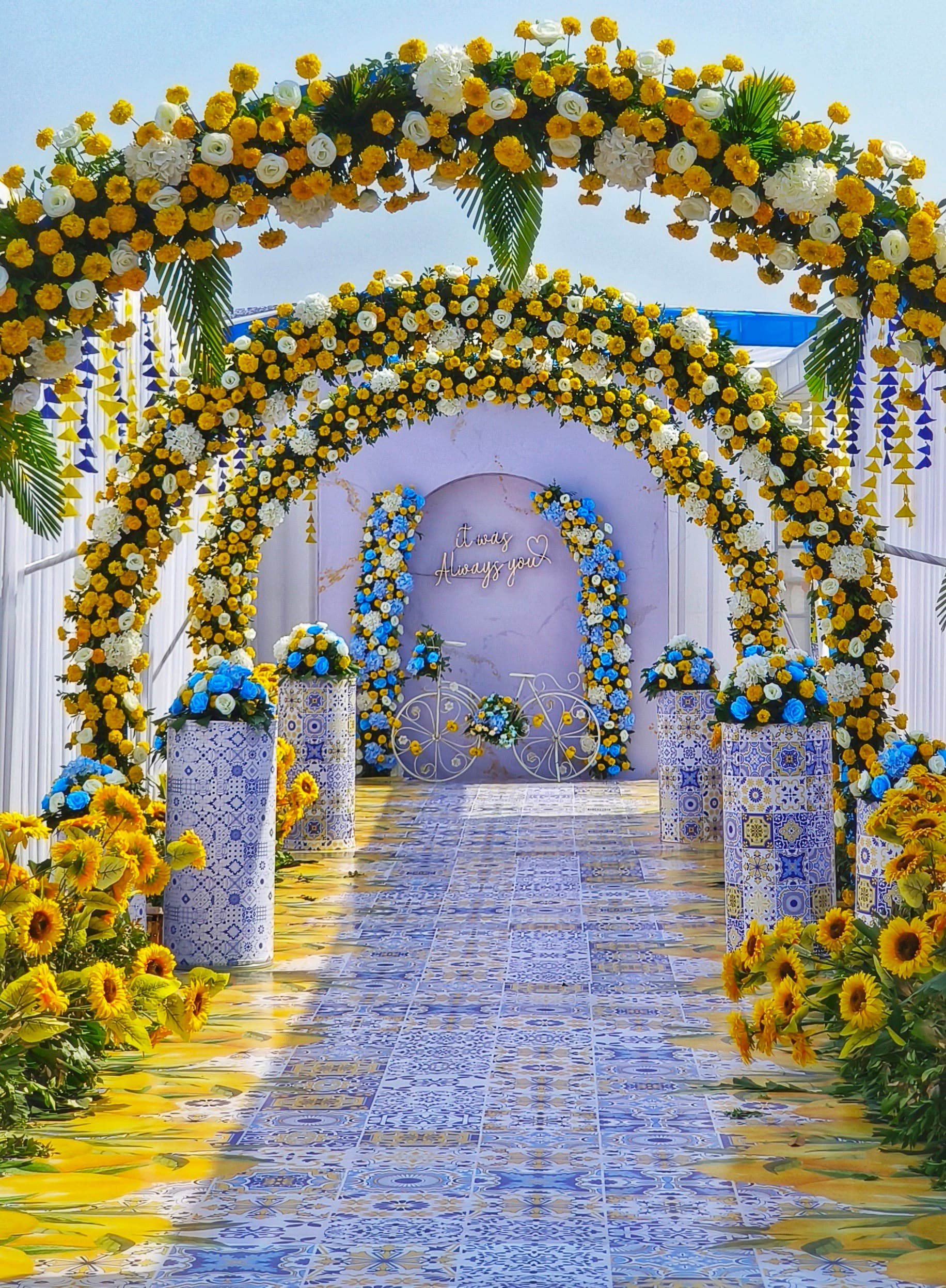 Wedding celebration decor