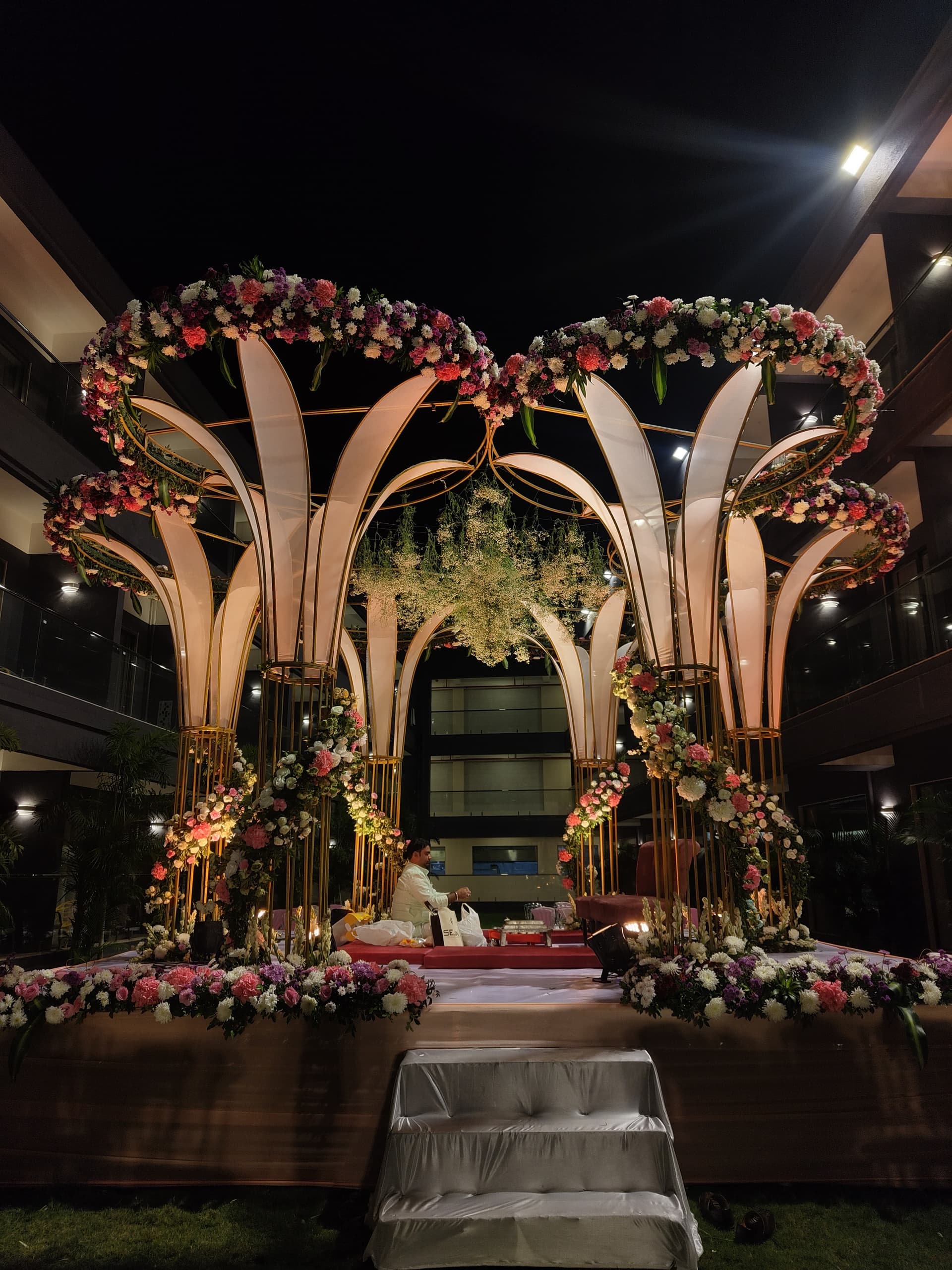 Night ceremony ambiance